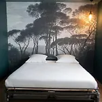 Hotel Eklo Paris Cdg Airport *