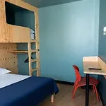 Eklo Paris Cdg Airport מלון רואיסי-אן-פרנס