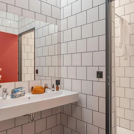 Eklo Paris Cdg Airport *