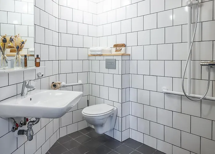 Eklo Paris Cdg Airport فندق *