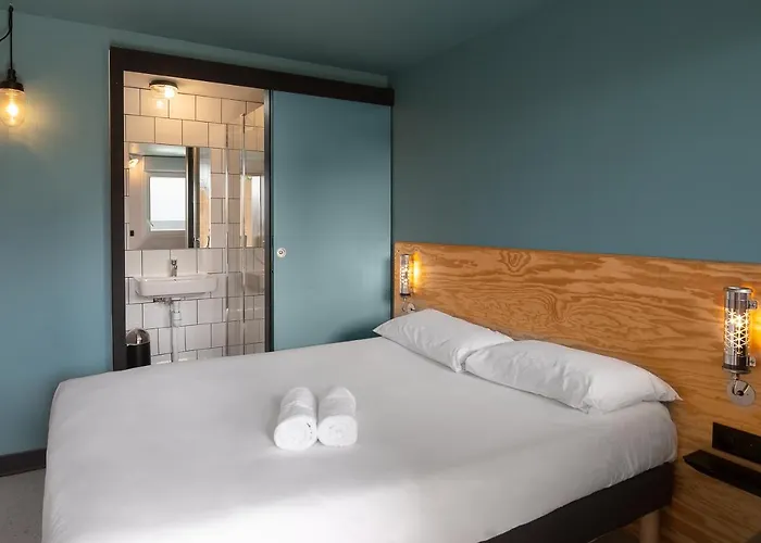 Eklo Paris Cdg Airport Hotel *