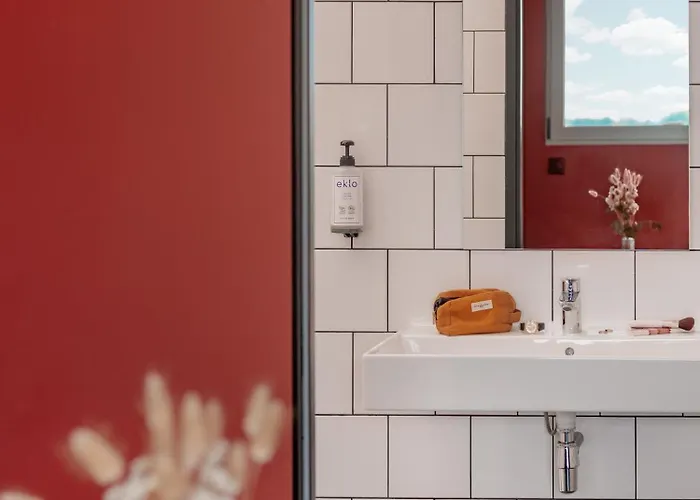 Eklo Paris Cdg Airport Hotel *