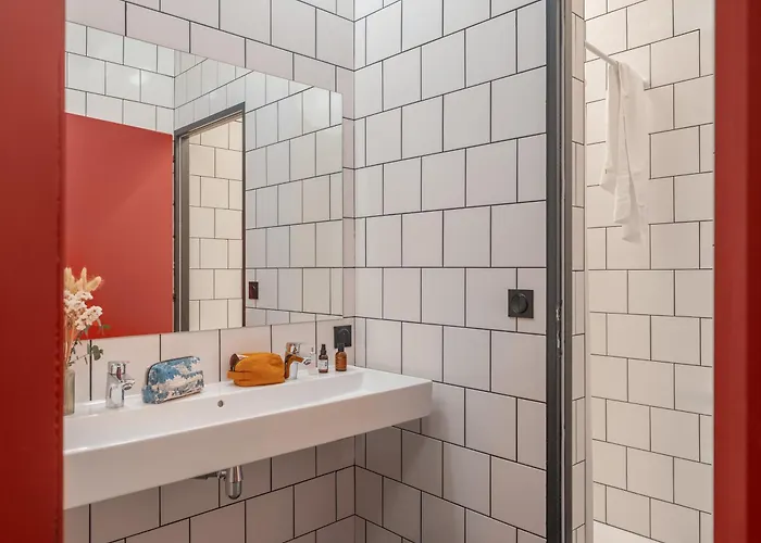 Eklo Paris Cdg Airport *